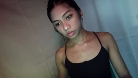 Snapshot of greatsexygoddess chatting on 05-12-26, 02:30 Kaira online show from 05-12-26, 02:30