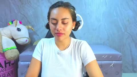 Snapshot of grecia_soler_a chatting on 05-29-26, 01:20 Grecia online show from 05-29-26, 01:20