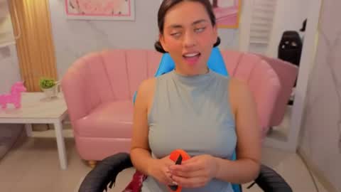 Snapshot of grecia_soler_a chatting on 07-09-26, 01:04 Grecia online show from 07-09-26, 01:04