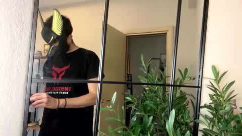 Raul The Greek online show from 10-27-25, 10:19