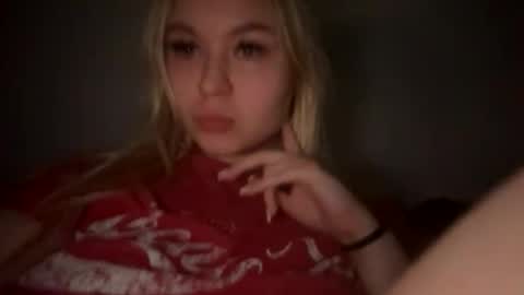 Lina 3 online show from 04-06-26, 09:38