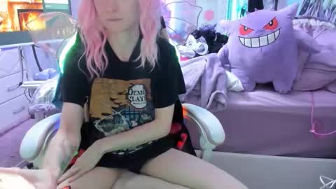 Snapshot of greeneyedlovexo chatting on 02-22-26, 10:41 GreenEyedLovexo online show from 02-22-26, 10:41