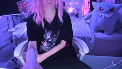 Snapshot of greeneyedlovexo chatting on 02-28-26, 02:29 GreenEyedLovexo online show from 02-28-26, 02:29