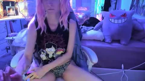 Snapshot of greeneyedlovexo chatting on 03-12-26, 03:23 GreenEyedLovexo online show from 03-12-26, 03:23