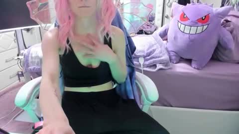 Snapshot of greeneyedlovexo chatting on 03-12-26, 10:16 GreenEyedLovexo online show from 03-12-26, 10:16