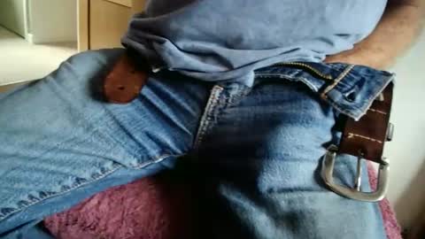 Snapshot of greenforestguy chatting on 10-13-25, 08:58 greenforestguy online show from 10-13-25, 08:58