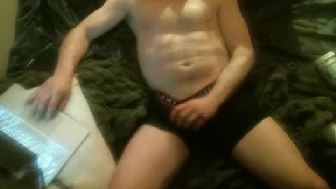 Snapshot of greenrooster1 chatting on 04-04-26, 02:21 greenrooster1 online show from 04-04-26, 02:21