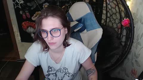 Lina online show from 03-18-26, 11:13