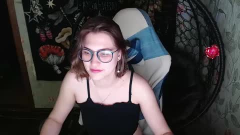 Lina online show from 05-14-26, 12:34