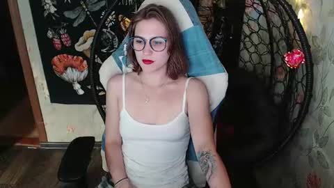Lina online show from 06-27-26, 12:22