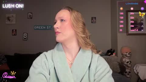 SexQueen Nikki online show from 04-04-26, 03:05