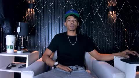 GregorySforza online show from 10-08-25, 11:41