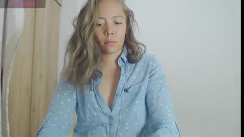 grey online show from 01-20-25, 01:39