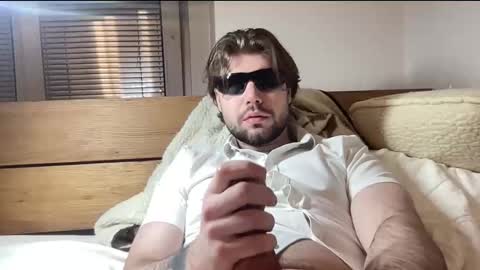 grejto0 online show from 02-09-26, 03:32