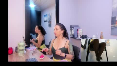 Snapshot of greta_borbon chatting on 07-11-26, 11:57 Greta online show from 07-11-26, 11:57