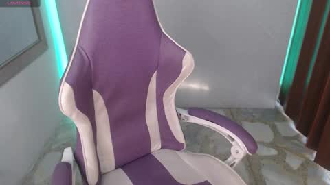 Greta Rouse online show from 12-26-24, 10:09