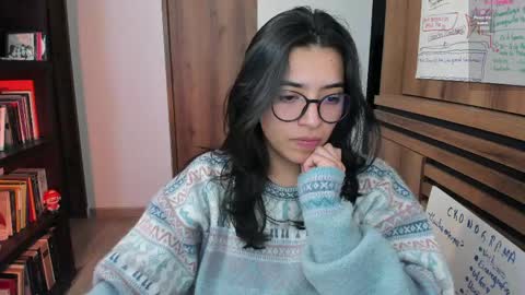 Snapshot of gretagat chatting on 05-12-26, 01:25 Greta online show from 05-12-26, 01:25