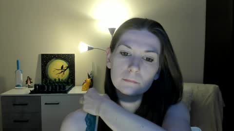 Snapshot of gretamiln chatting on 03-30-26, 10:44 Greta online show from 03-30-26, 10:44