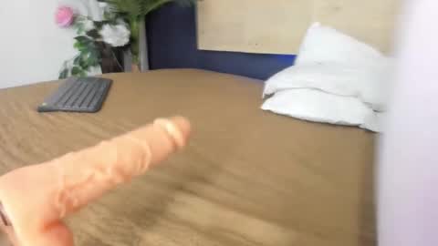 GRETA online show from 03-08-26, 03:54