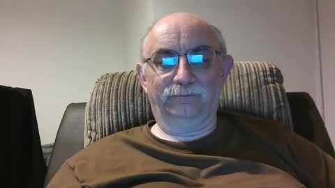 Snapshot of grey_dom chatting on 09-29-25, 08:46 Master Sir online show from 09-29-25, 08:46