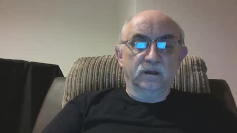 Snapshot of grey_dom chatting on 10-15-25, 10:10 Master Sir online show from 10-15-25, 10:10