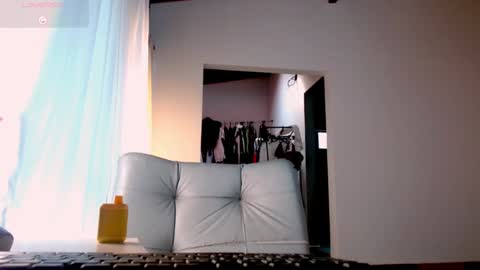 Snapshot of greyslopez chatting on 12-20-24, 08:01 Greyslopez online show from 12-20-24, 08:01