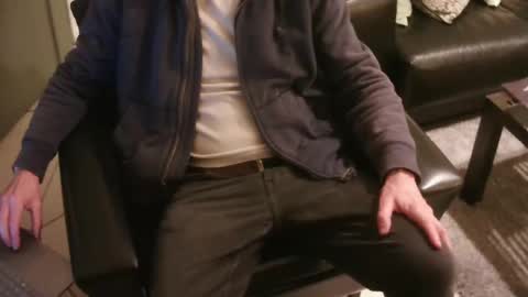 Snapshot of grimbergen123 chatting on 12-29-24, 08:48 Grim online show from 12-29-24, 08:48