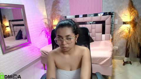 Snapshot of griselle_rousse chatting on 02-11-26, 08:58 online show from 02-11-26, 08:58