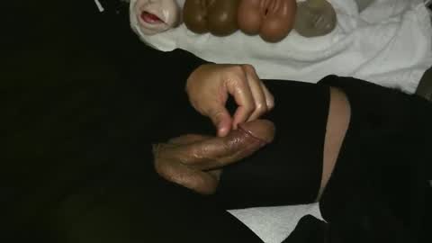 Snapshot of grizzlybone chatting on 03-28-26, 06:46 grizzlybone online show from 03-28-26, 06:46