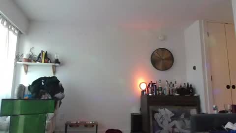 Snapshot of growingcub94 chatting on 01-28-25, 06:07 Alpha pup online show from 01-28-25, 06:07