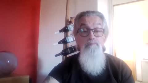 Snapshot of grybear60 chatting on 12-29-24, 01:38 Grybear online show from 12-29-24, 01:38