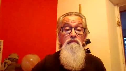 Snapshot of grybear60 chatting on 01-09-25, 07:21 Grybear online show from 01-09-25, 07:21