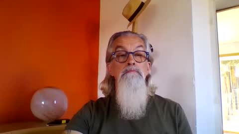 Snapshot of grybear60 chatting on 10-13-25, 09:20 Grybear online show from 10-13-25, 09:20