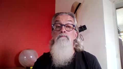 Snapshot of grybear60 chatting on 10-31-25, 12:06 Grybear online show from 10-31-25, 12:06