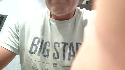 Greg online show from 09-28-25, 07:14