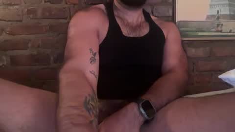 Snapshot of gtwyus1929 chatting on 09-13-25, 02:33 str8bro online show from 09-13-25, 02:33