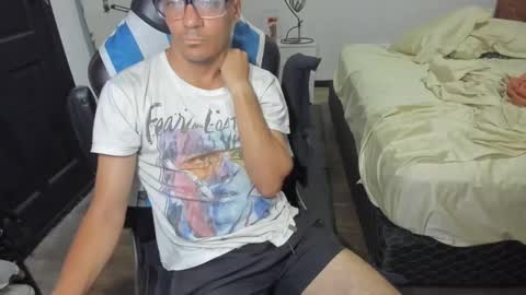 Snapshot of guachin_new chatting on 12-25-24, 09:33 guachin_new online show from 12-25-24, 09:33