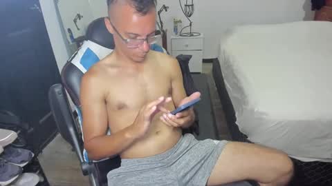 Snapshot of guachin_new chatting on 02-16-25, 04:42 guachin_new online show from 02-16-25, 04:42