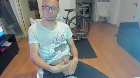 Snapshot of guachin_new chatting on 09-22-25, 03:30 guachin_new online show from 09-22-25, 03:30