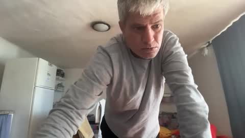 Snapshot of guardiannif_ chatting on 02-09-26, 10:08 guardiannif_ online show from 02-09-26, 10:08