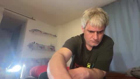 Snapshot of guardiannif_ chatting on 03-04-26, 10:38 guardiannif_ online show from 03-04-26, 10:38