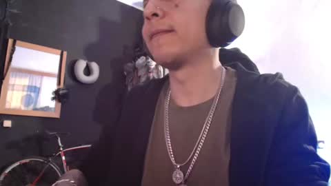 Snapshot of guayaco_ chatting on 02-08-25, 02:16 Guayaco online show from 02-08-25, 02:16