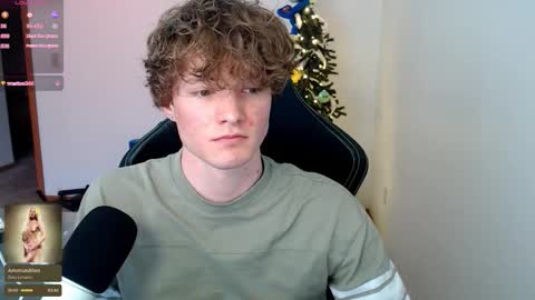 gucciboi4 online show from 01-11-26, 05:29