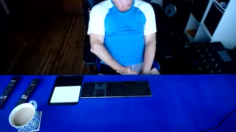 guesswhatigot2 online show from 02-13-25, 11:17