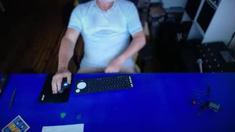 guesswhatigot2 online show from 02-20-26, 08:05