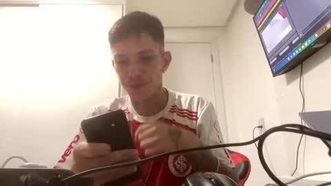 guilhermedasilva655 online show from 10-07-25, 01:14