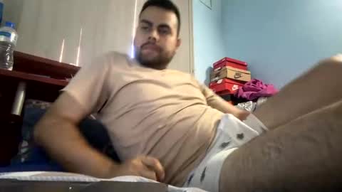 Snapshot of guille97py chatting on 11-06-25, 04:08 guille97py online show from 11-06-25, 04:08