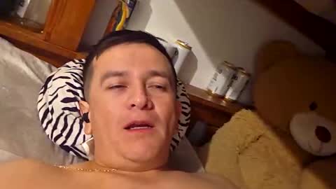 Snapshot of guillopineros chatting on 04-05-26, 12:13 guillopineros online show from 04-05-26, 12:13