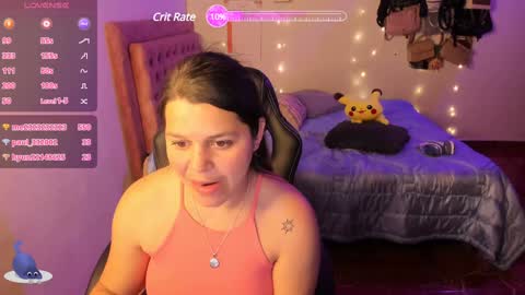 Snapshot of guinivere_blake chatting on 01-19-25, 09:44 Hello Im Julieta Im 25 years old welcome to my room have fun and be happy. online show from 01-19-25, 09:44