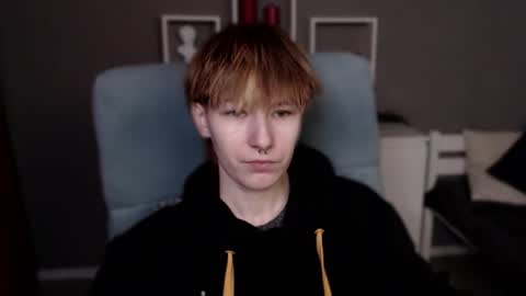 Snapshot of guitarandangell chatting on 02-25-26, 11:09 guitarandangell online show from 02-25-26, 11:09